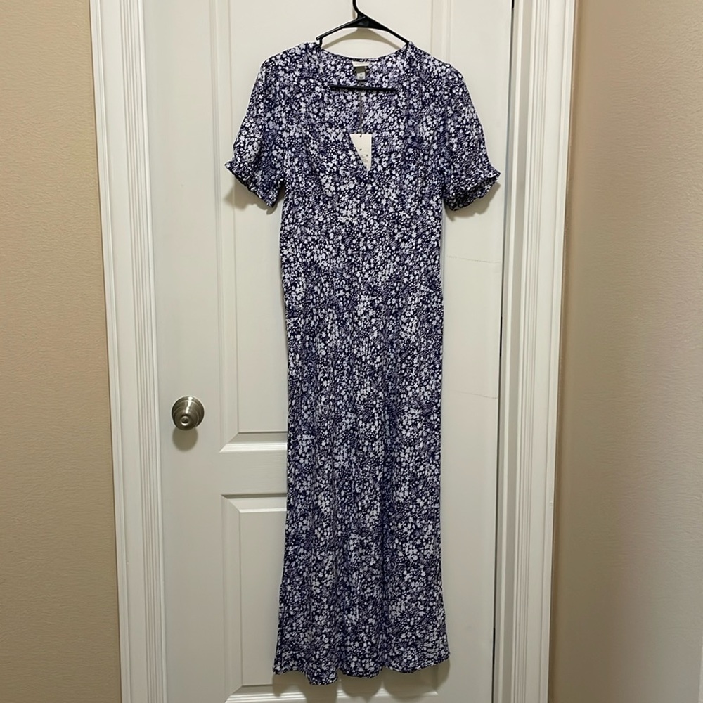 NWT Floral short sleeve dress